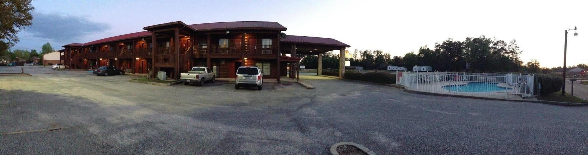 Log Cabin Inn Bay Minette Экстерьер фото