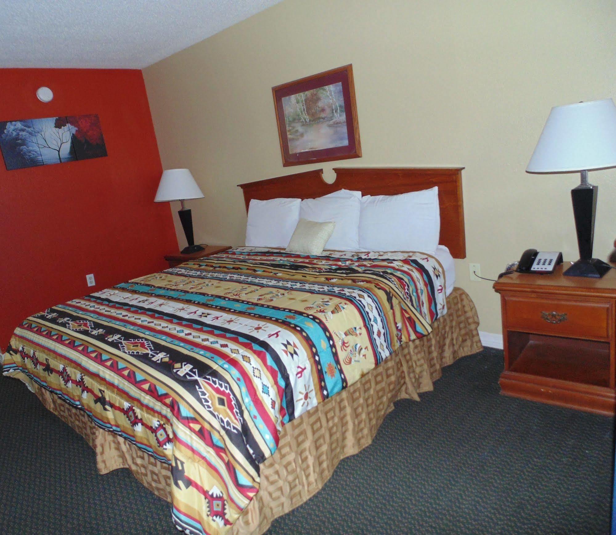 Log Cabin Inn Bay Minette Экстерьер фото