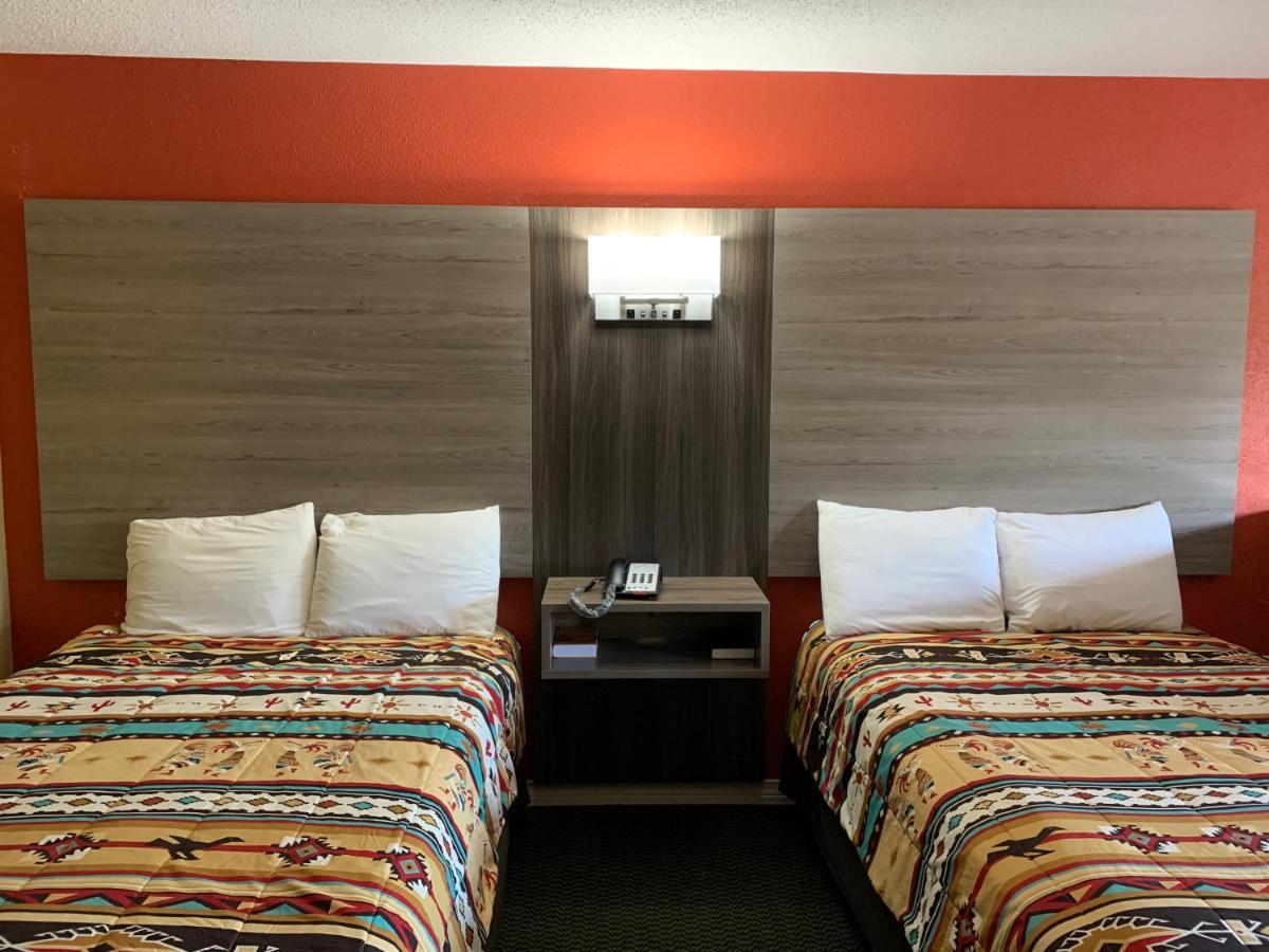 Log Cabin Inn Bay Minette Экстерьер фото